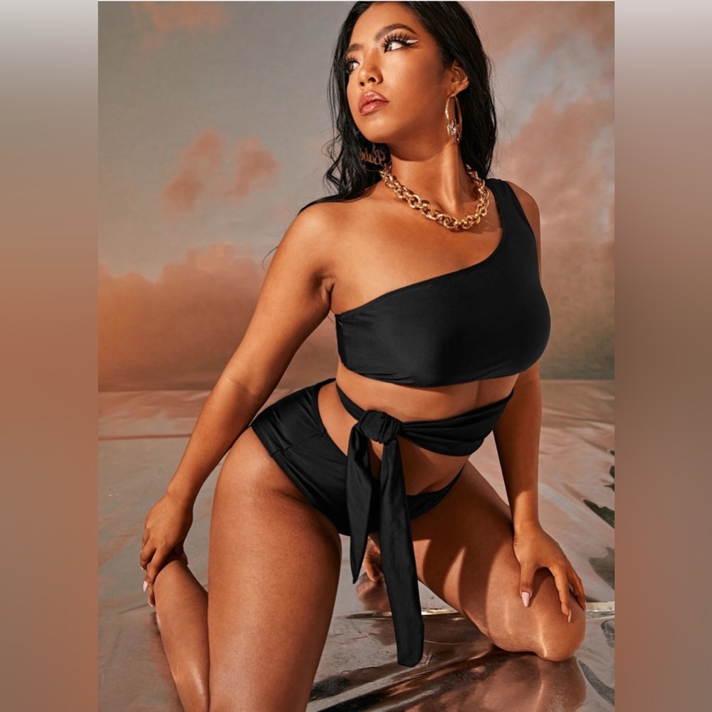 Plus Size Knot Waist Cut Out One Piece Swimsuit